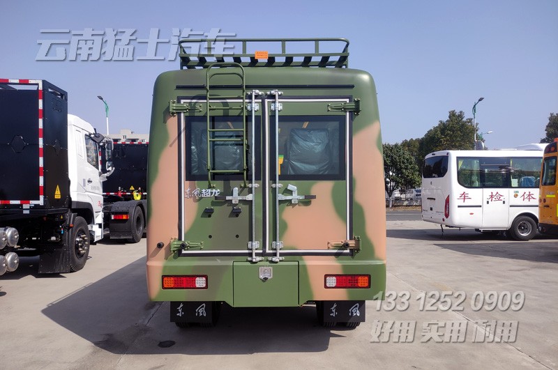 沙漠客車,四驅(qū)越野客車,東風客車,15座中巴車,沙漠旅游車