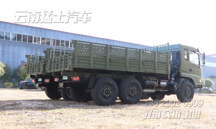 東風天錦越野車,六驅EQ2102越野卡車,六驅越野底盤,東風卡車,190馬力越野卡車,卡車出口