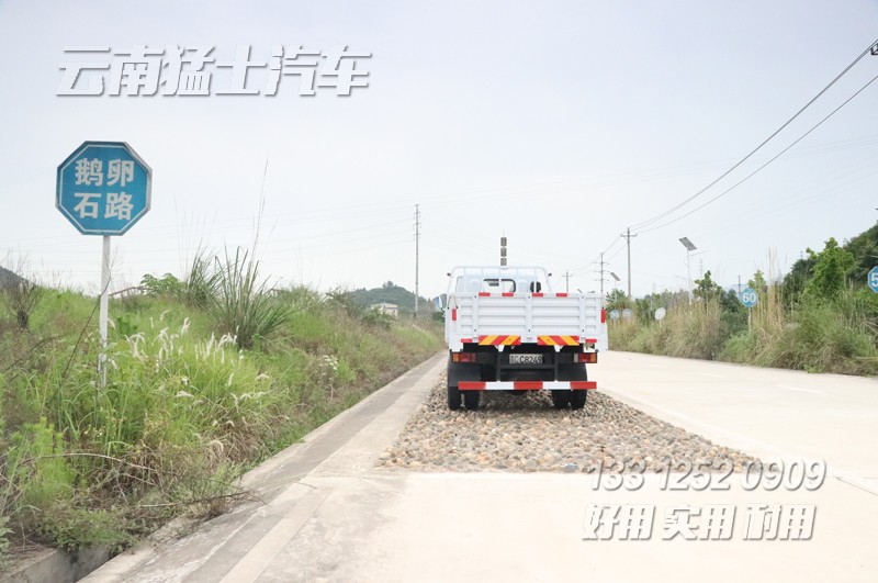 東風(fēng)四驅(qū)卡車,小四驅(qū)底盤,右舵卡車,右舵車出口,右舵輕卡