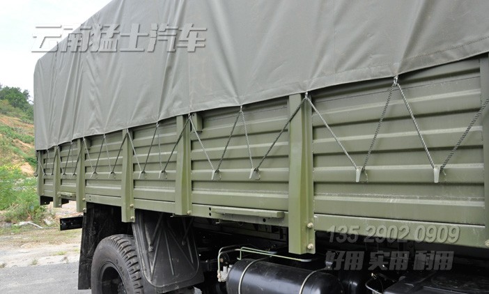 東風運兵車,4*2卡車,六噸運輸車,EQ1118GA,越野卡車,四驅卡車