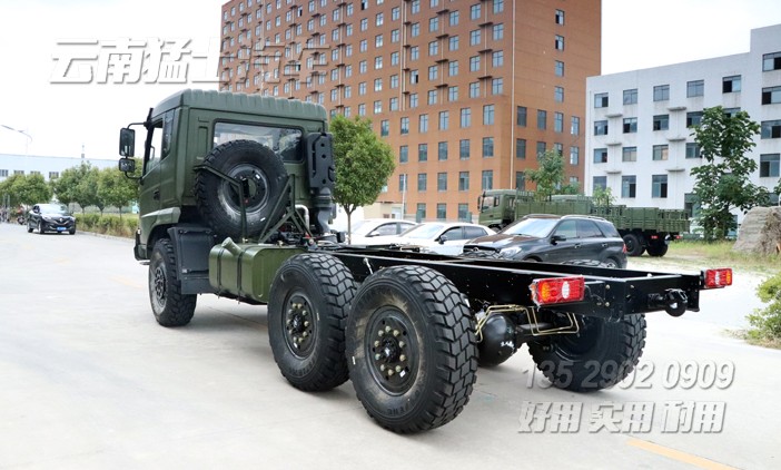 東風天錦六驅(qū),越野專用車底盤,六驅(qū)卡車底盤,六驅(qū)底盤改裝,出口型底盤車,二類底盤出口