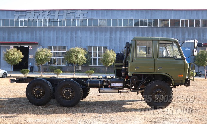 東風(fēng)六驅(qū)越野底盤,越野專用車底盤,底盤改裝,6*6卡車底盤,卡車銷售出口,EQ2102底盤