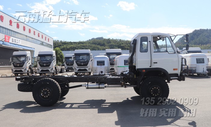 東風(fēng)四驅(qū)越野卡車,越野專用車底盤,底盤改裝,專用車銷售出口,東風(fēng)四驅(qū)六驅(qū),EQ2070加長底盤