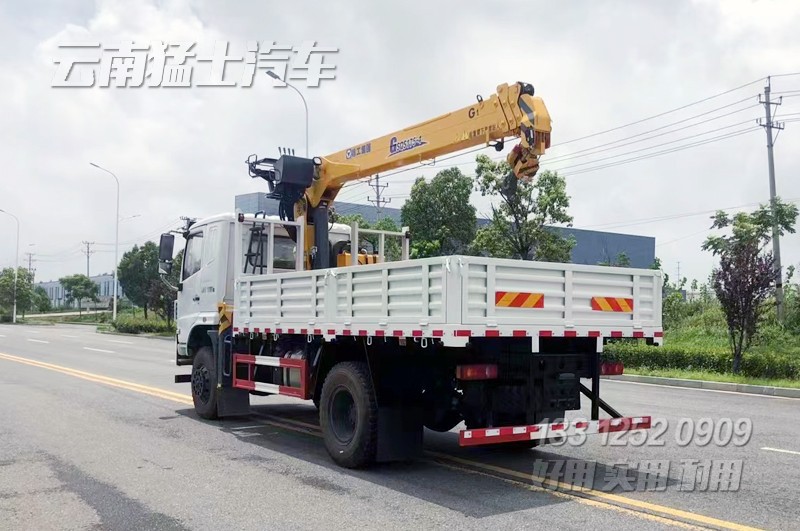 東風(fēng)隨車吊,7T徐工吊機,東風(fēng)華神隨車吊,7000kg隨車起重運輸車,隨車吊使用方法,四驅(qū)吊車,徐工直臂吊