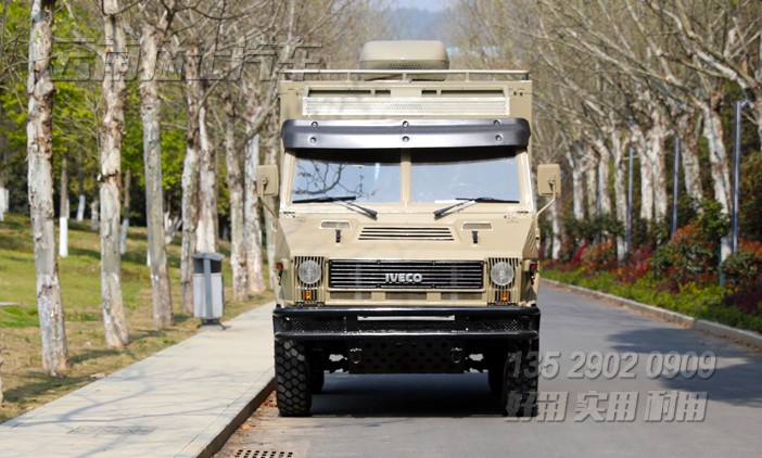 依維柯2046,越野型旅居房車,移動辦公車,房車定制改裝,戶外辦公室