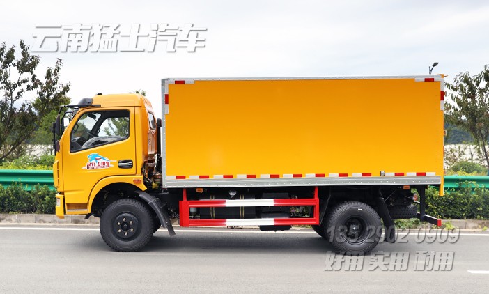 5噸廂式車,東風(fēng)輕卡,集裝箱貨車,4*2小型廂式運輸車