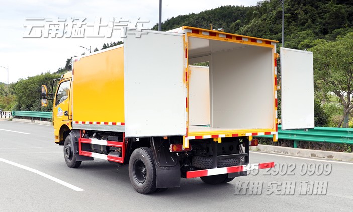 5噸廂式車,東風(fēng)輕卡,集裝箱貨車,4*2小型廂式運輸車