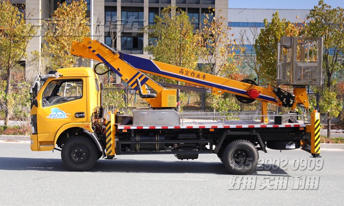 特種高空工作車,22米高空作業(yè)車,高空救援檢修,高空車生產(chǎn)廠家,線路檢修車,高空救援車